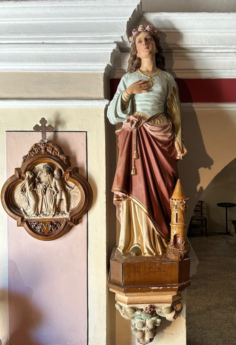 Statua di Santa Giulia nell’Église de l’Annunziata di Urtaca